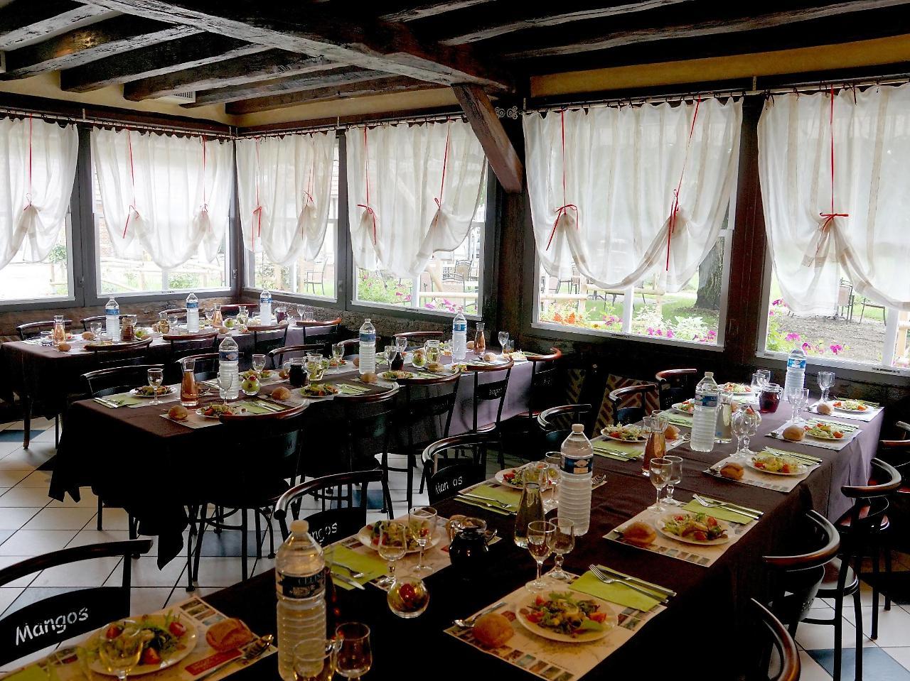 Hotel Restaurant La Sauldraie 살브리스 외부 사진